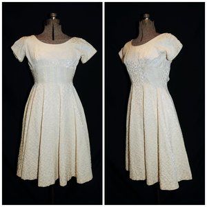 VTG 60's Heart Design Ivory Brocade Cocktail Dress